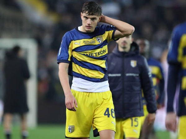 Milan Rencanakan Skema Transfer Brilian untuk Datangkan Giovanni Leoni
